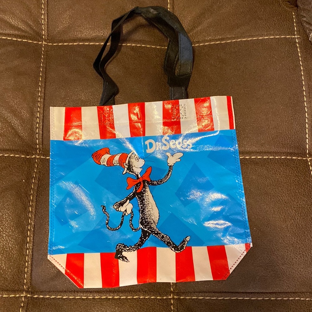 Dr.Seuss tote in good condition